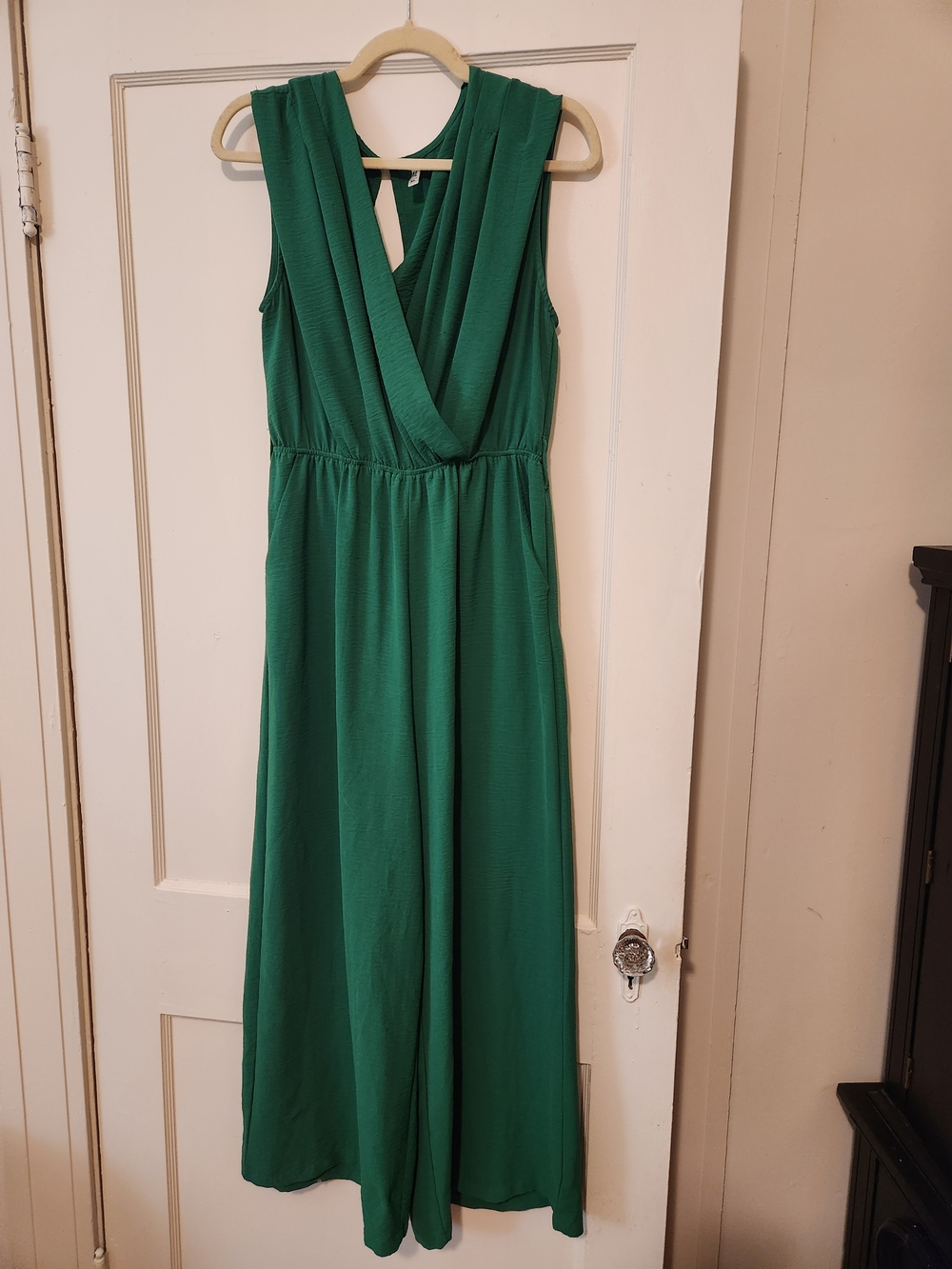 ePretty XL Green Surplice V Neck Wide Leg Jumpsuit